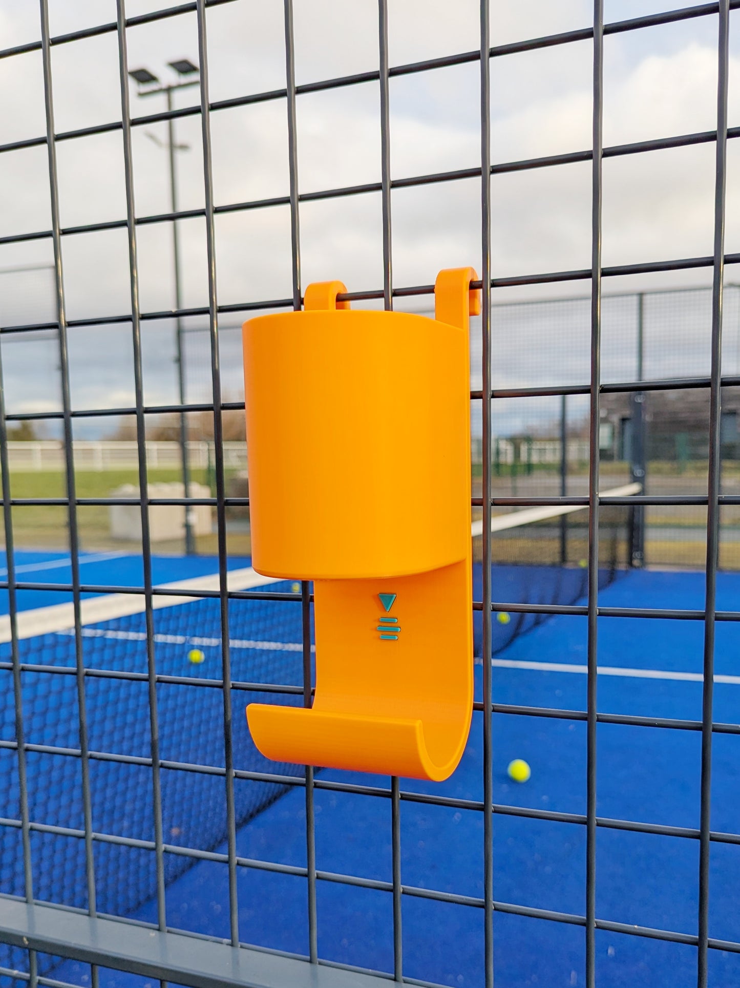 Support Gourde & Serviette pour Padel