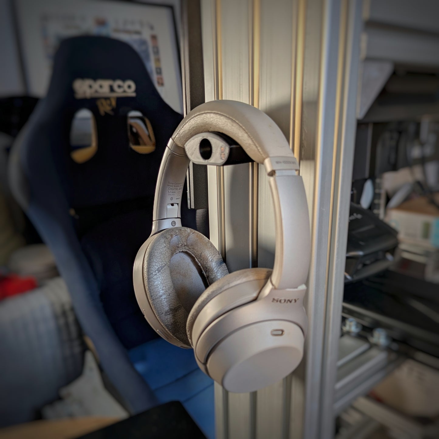 Support casque audio pour cockpit et châssis simracing en profilé aluminium