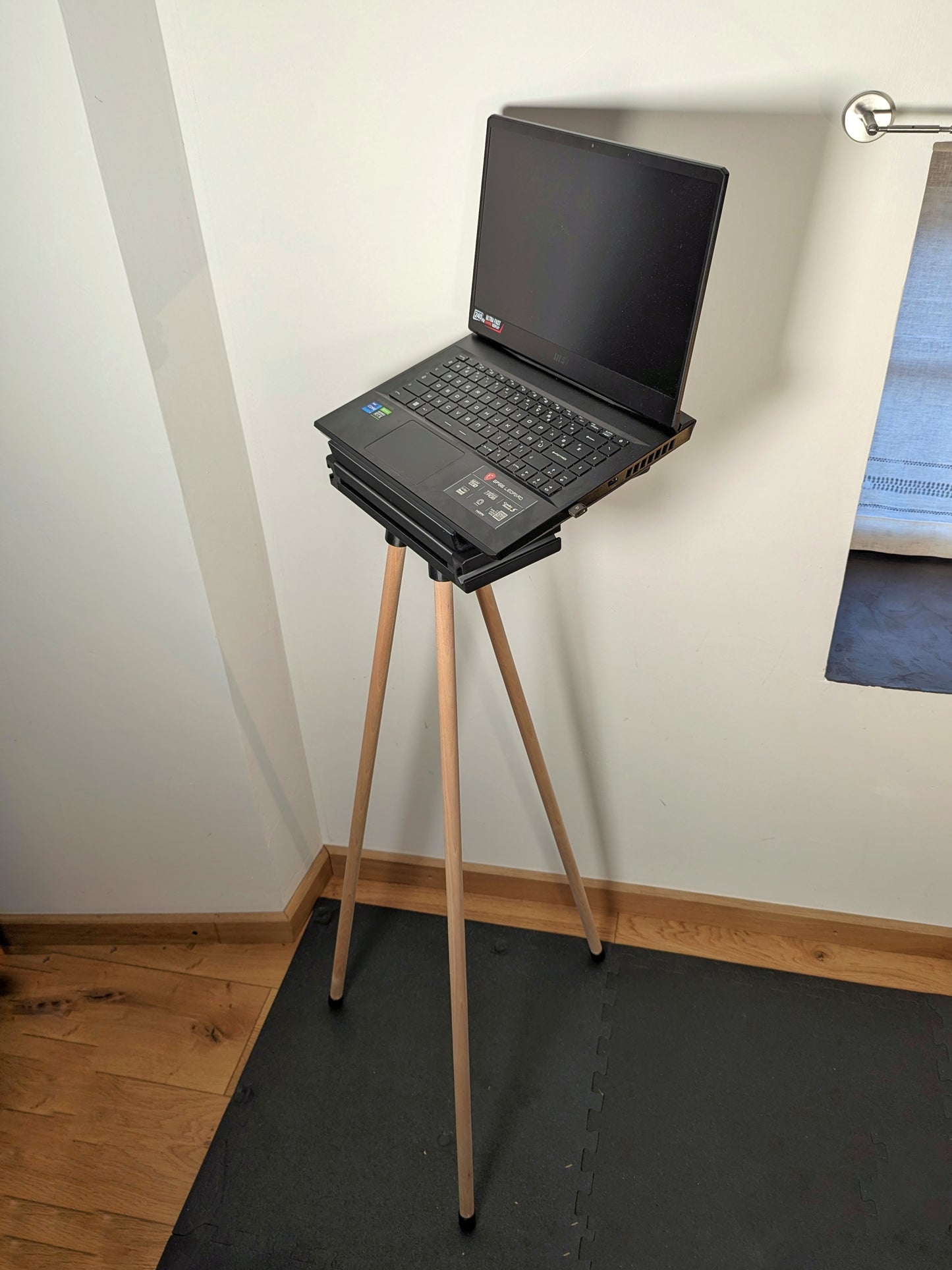 Support ordinateur pour home trainer