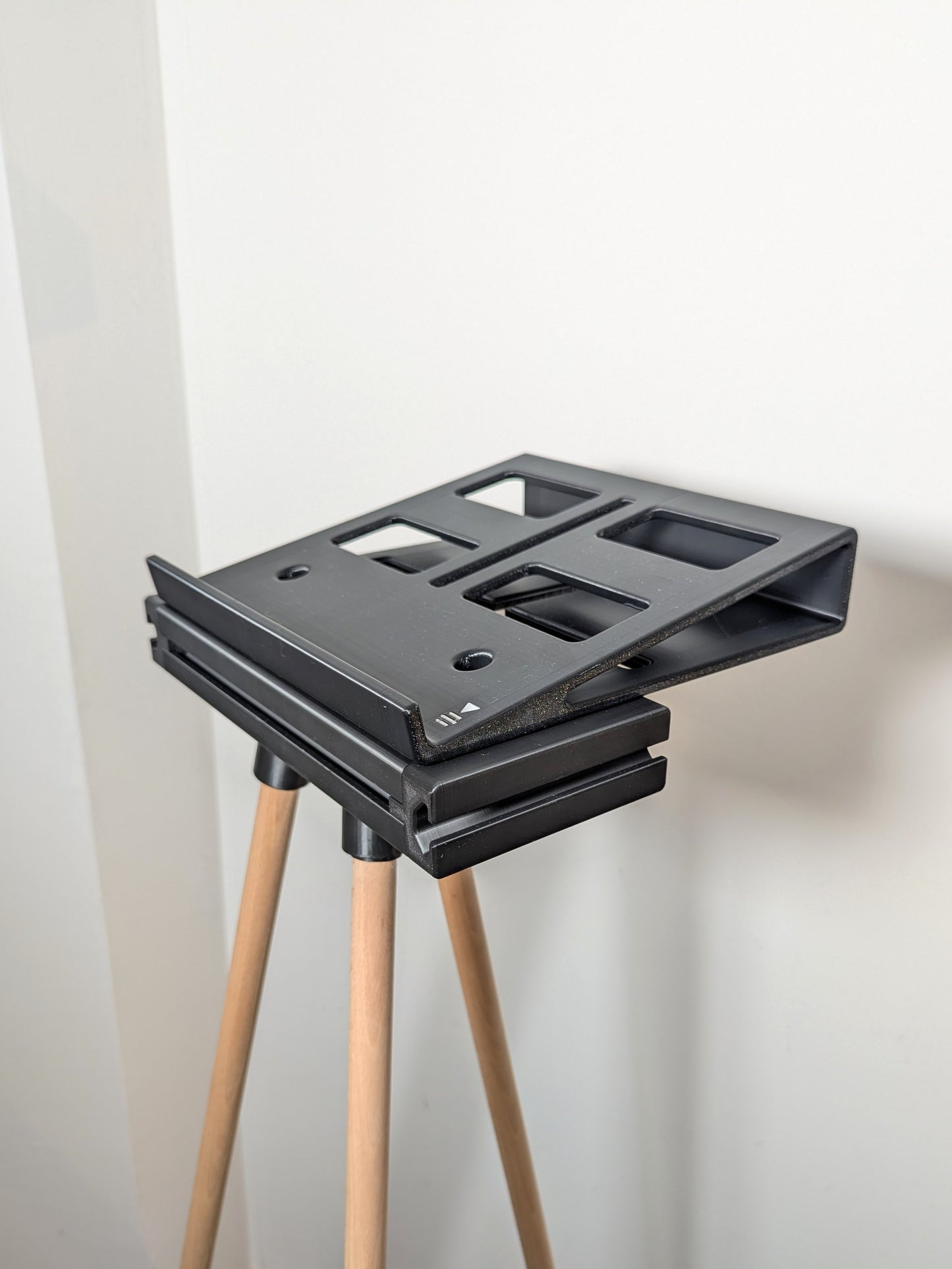 Support ordinateur pour home trainer