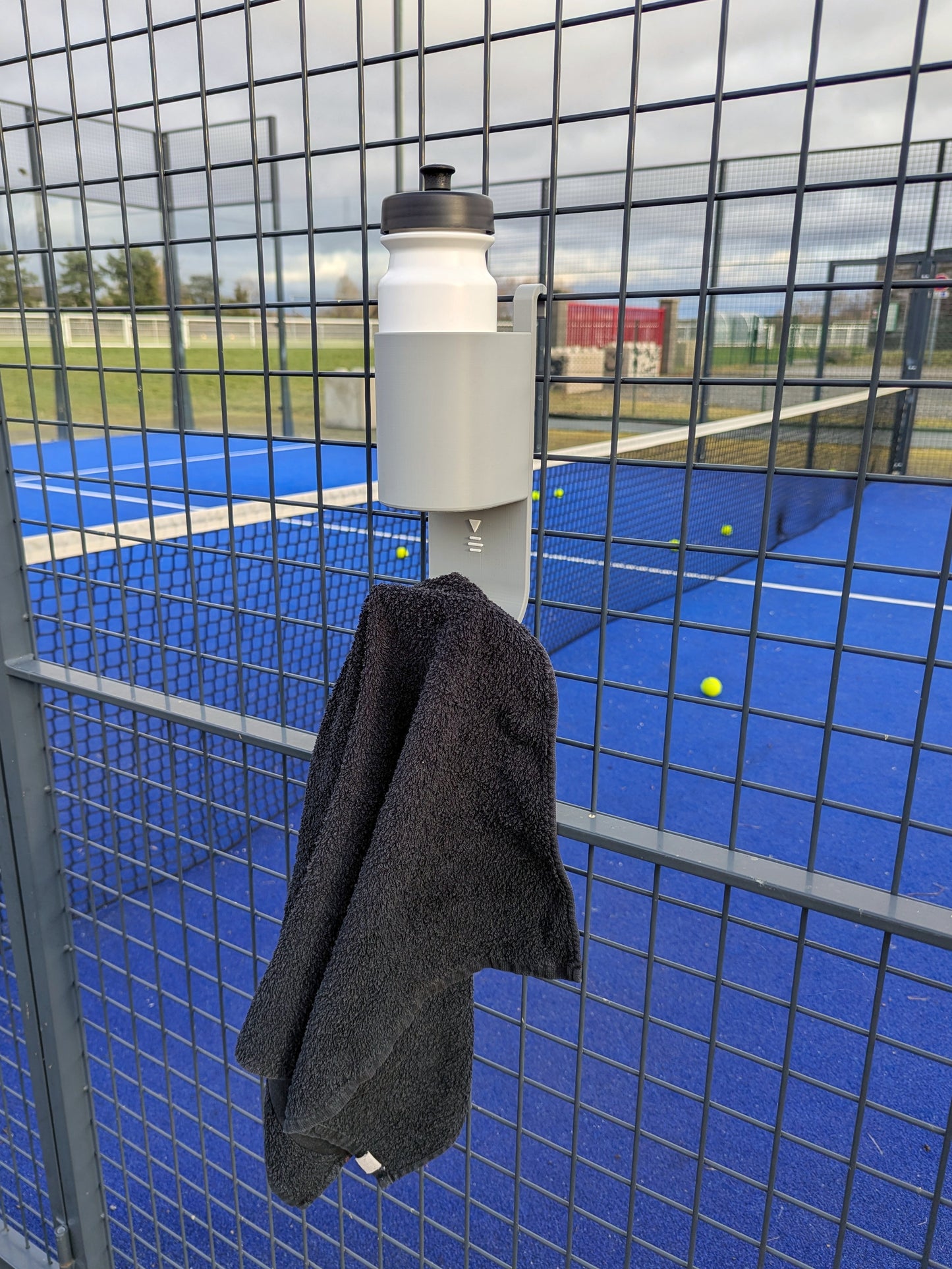 Support Gourde & Serviette pour Padel