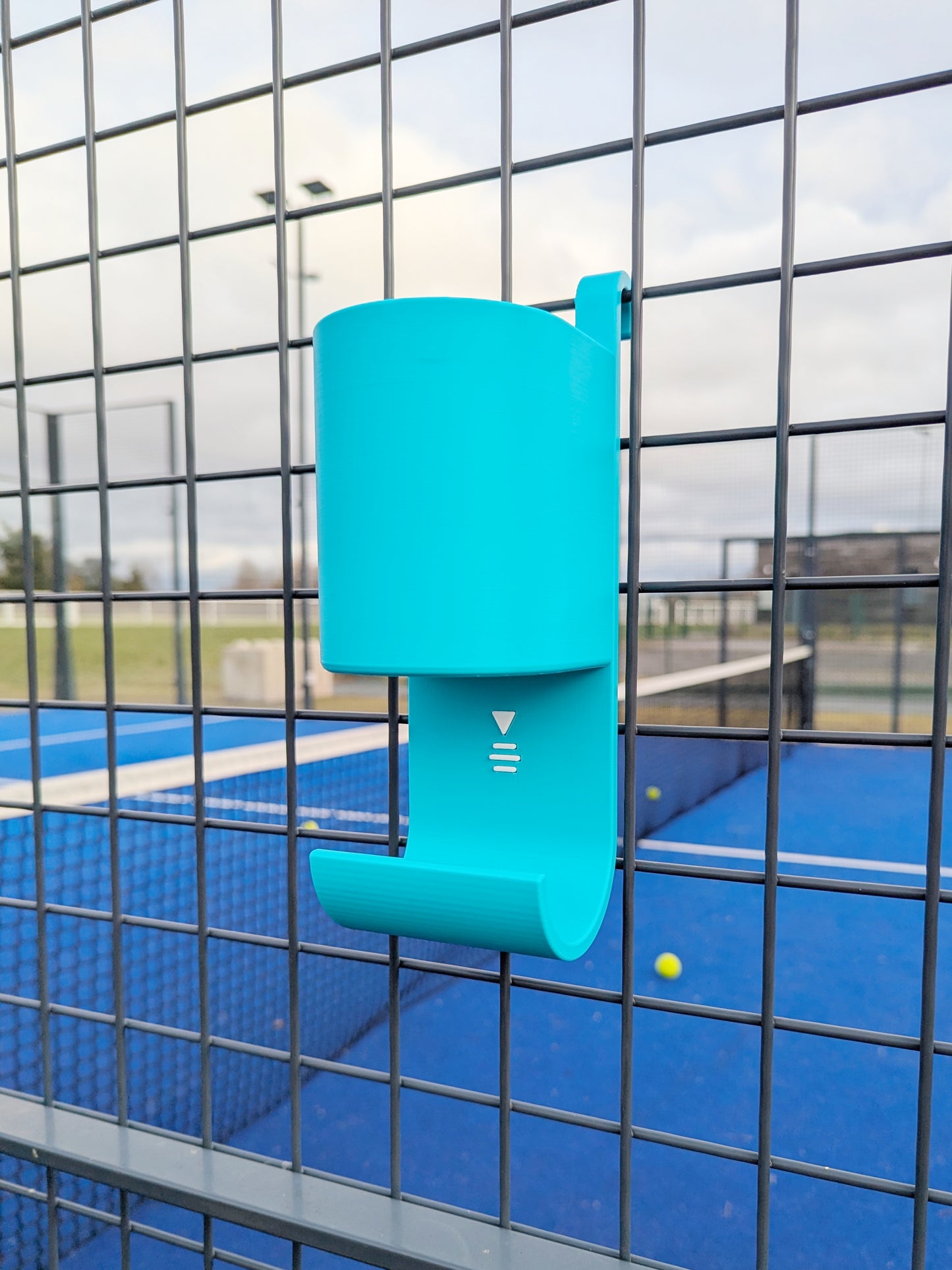 Support Gourde & Serviette pour Padel