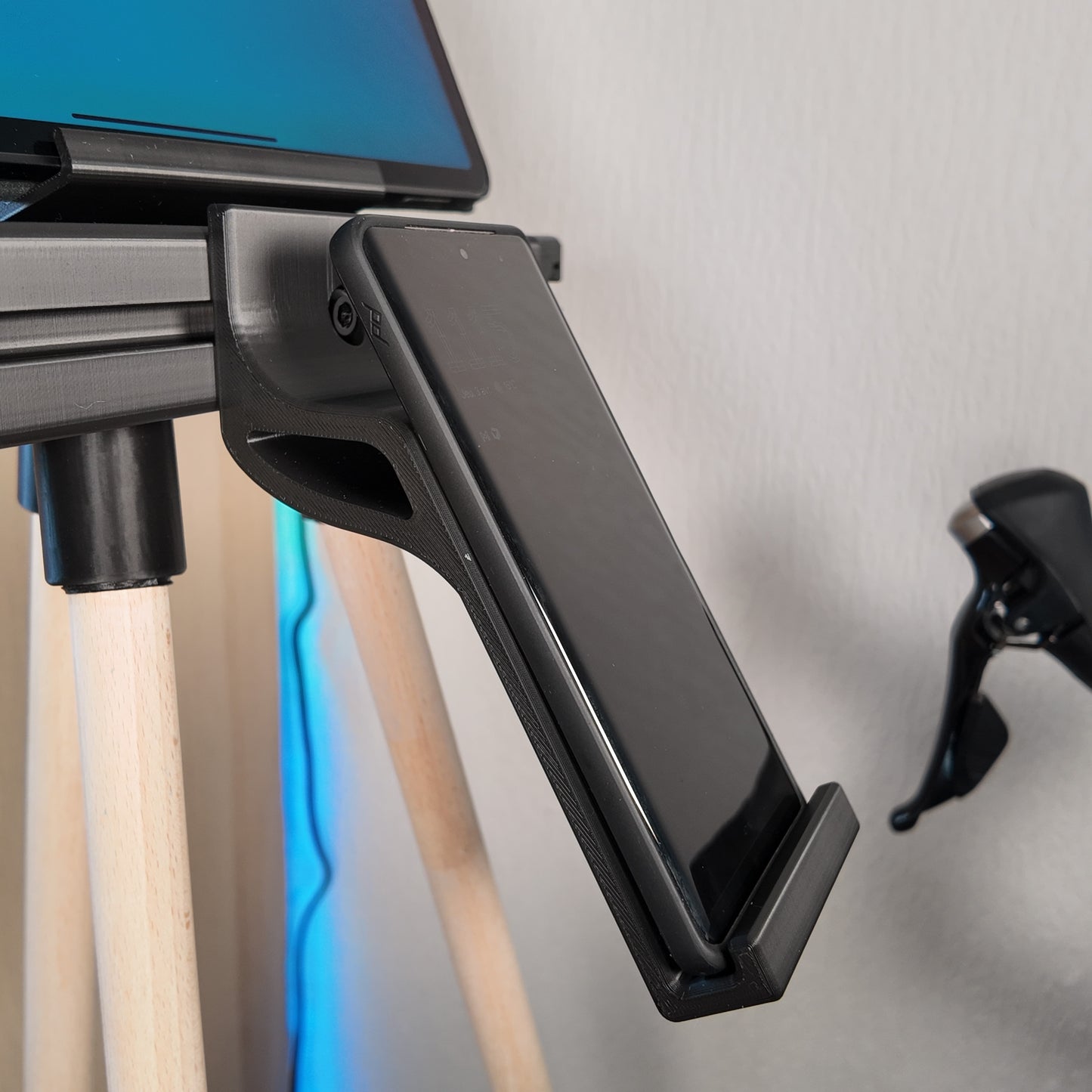 Support smartphone pour home trainer